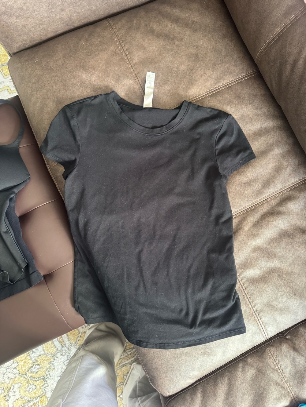 ALO Yoga Black Short Sleeve Crewneck Tee